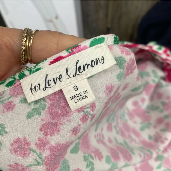 FOR LOVE & LEMONS Petal Blouse in Carnation size small - Picture 10 of 10